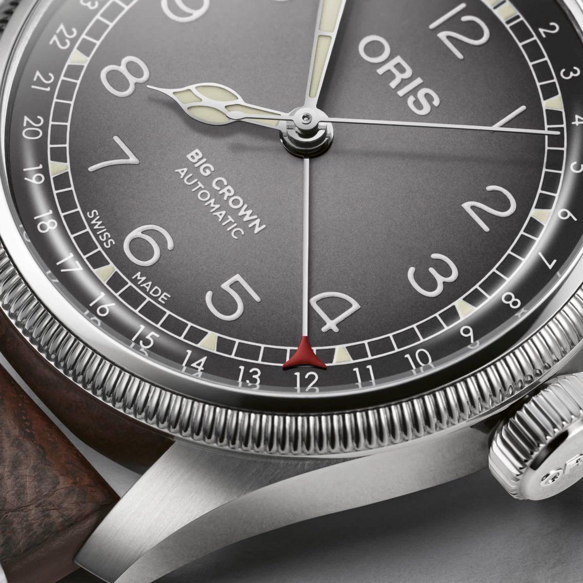 oris x cervo volante pointer date (01 754 7779 4063)